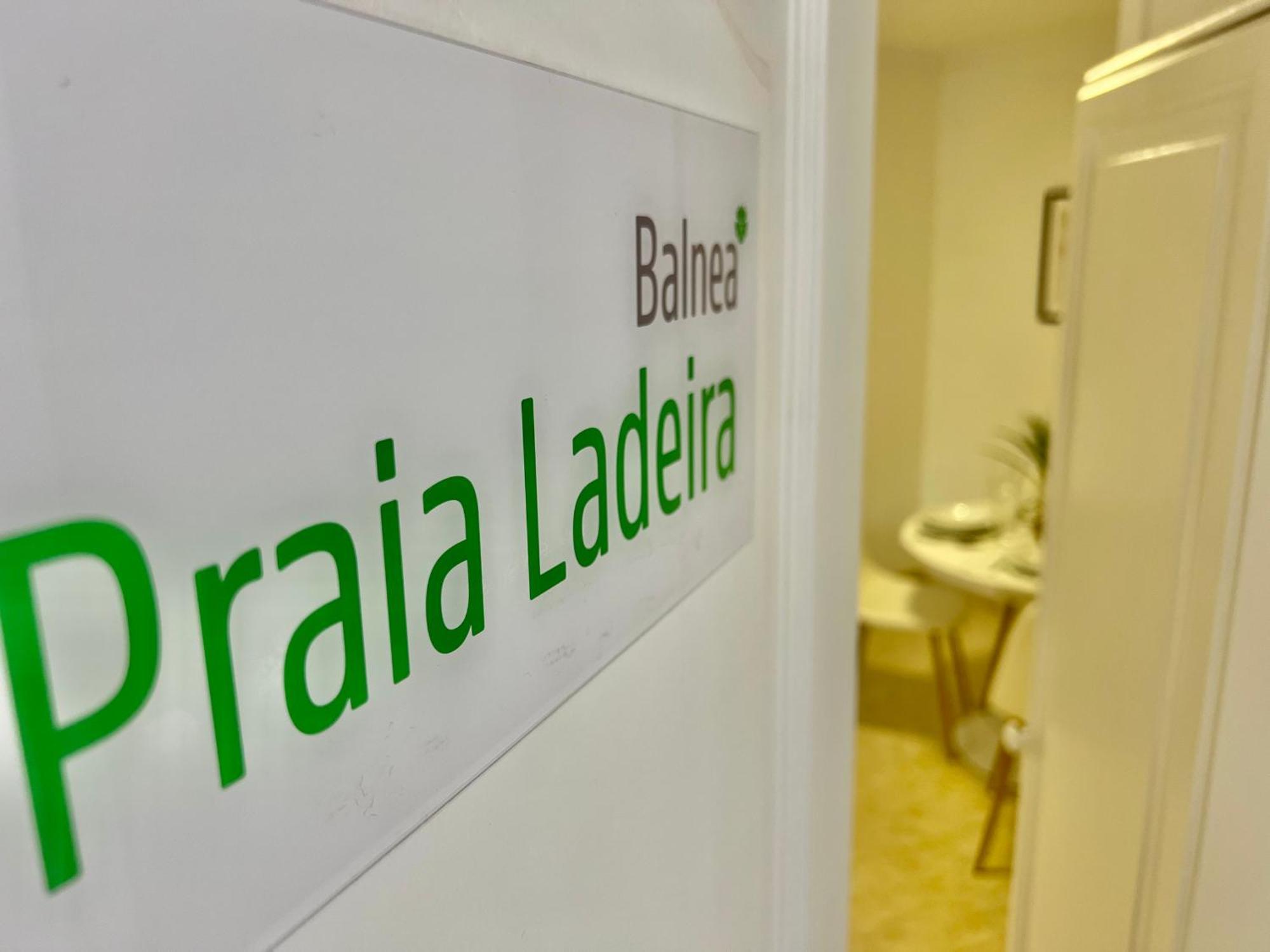 Hotel Balnea Baiona Extérieur photo